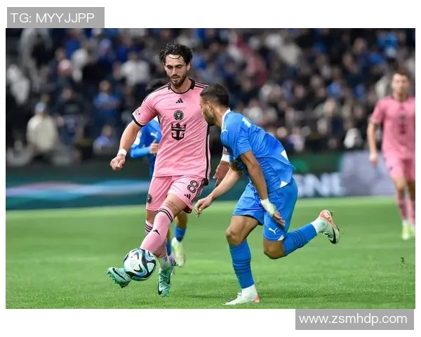 亚洲足球最强球星崛起背后的奋斗历程与辉煌成就分析