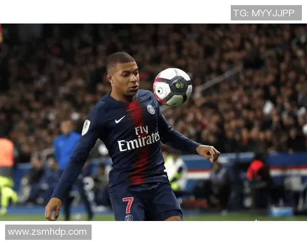 新一代足球球星阵容揭秘：年轻力量崛起，引领未来足坛风潮